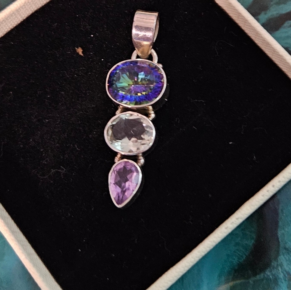 Elegant multi Stone Silver Pendant